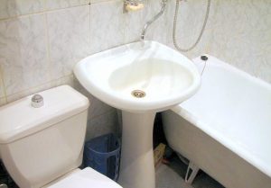 Установка раковины тюльпан в ванной в Самаре