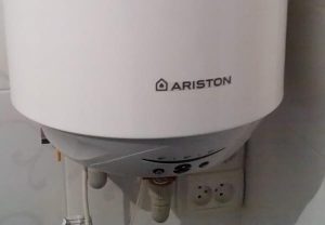 Замена водонагревателя Аристон в Самаре